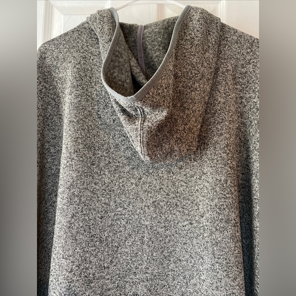 EDDIE Bauer Women's Gray Hooded Poncho Sweatshirt Front Pocket Sz S/M - Picture 9 of 15